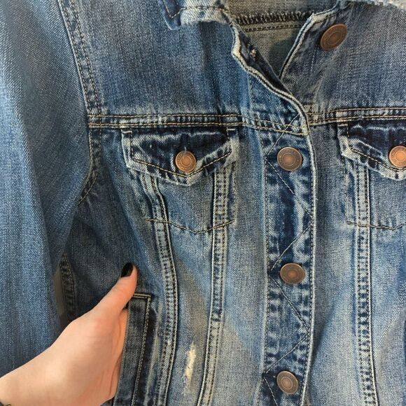American Eagle Cropped Denim Jacket - Picture 6 of 9